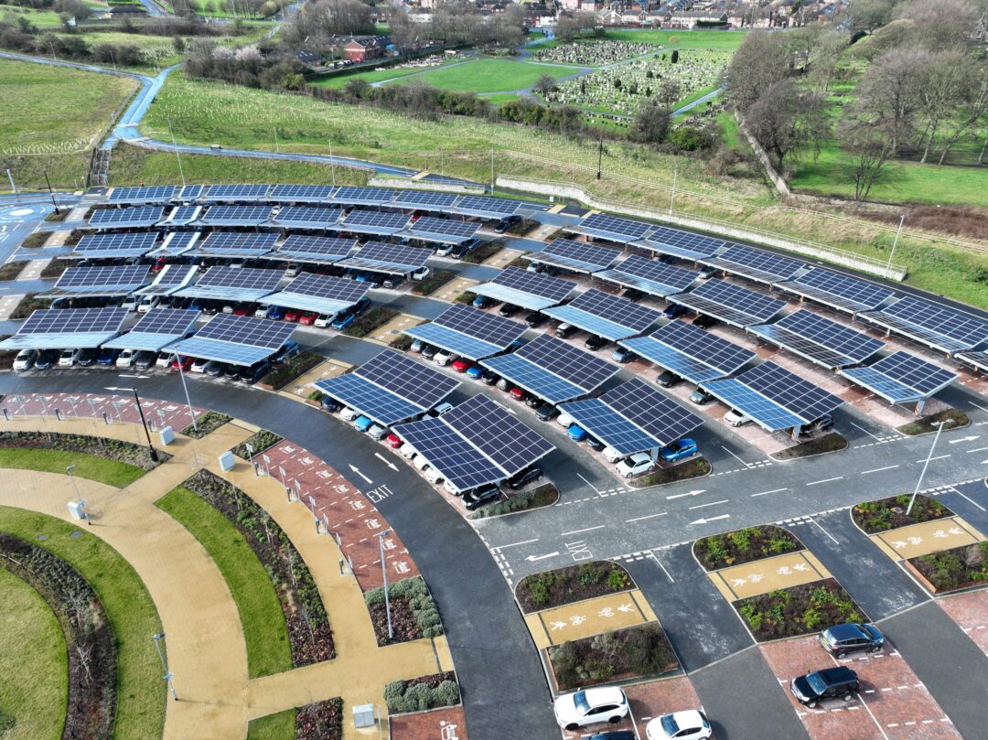 solar carport in carpark