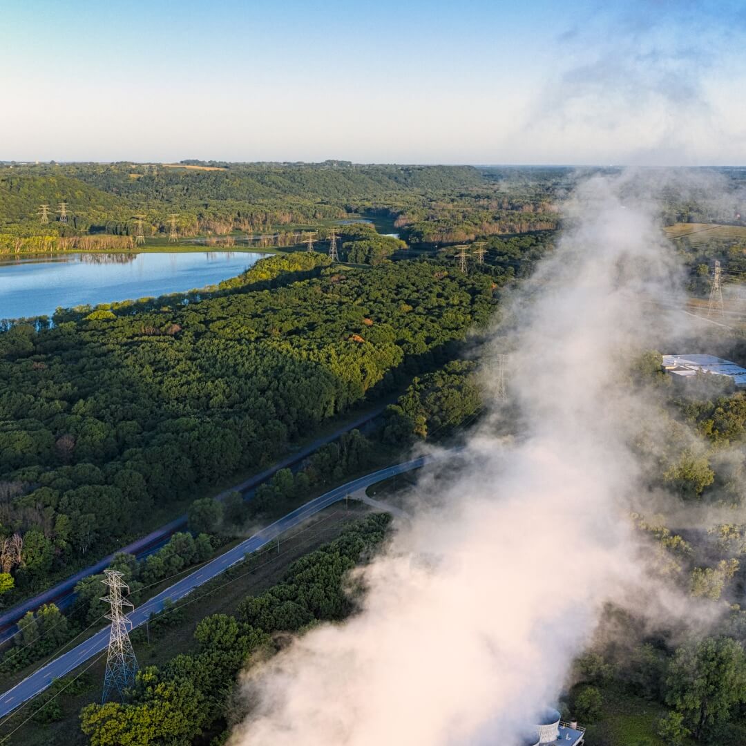 Factory solar installation to reduce carbon